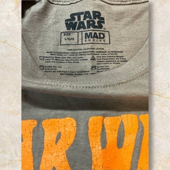 MEN'S STAR WARS T-SHIRT SIZE LARGE - NWOT - Picture 3 of 3